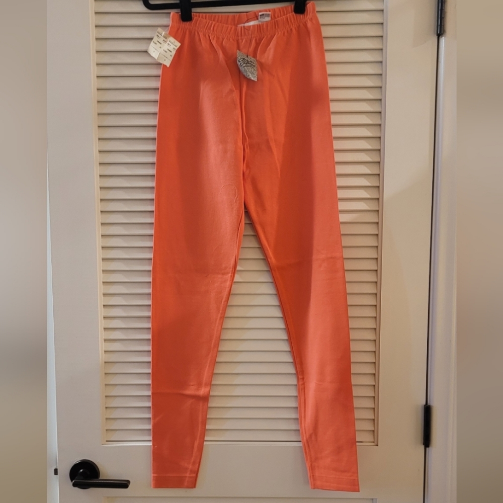 Brass Plum- (NWT) Vintage Coral Leggings